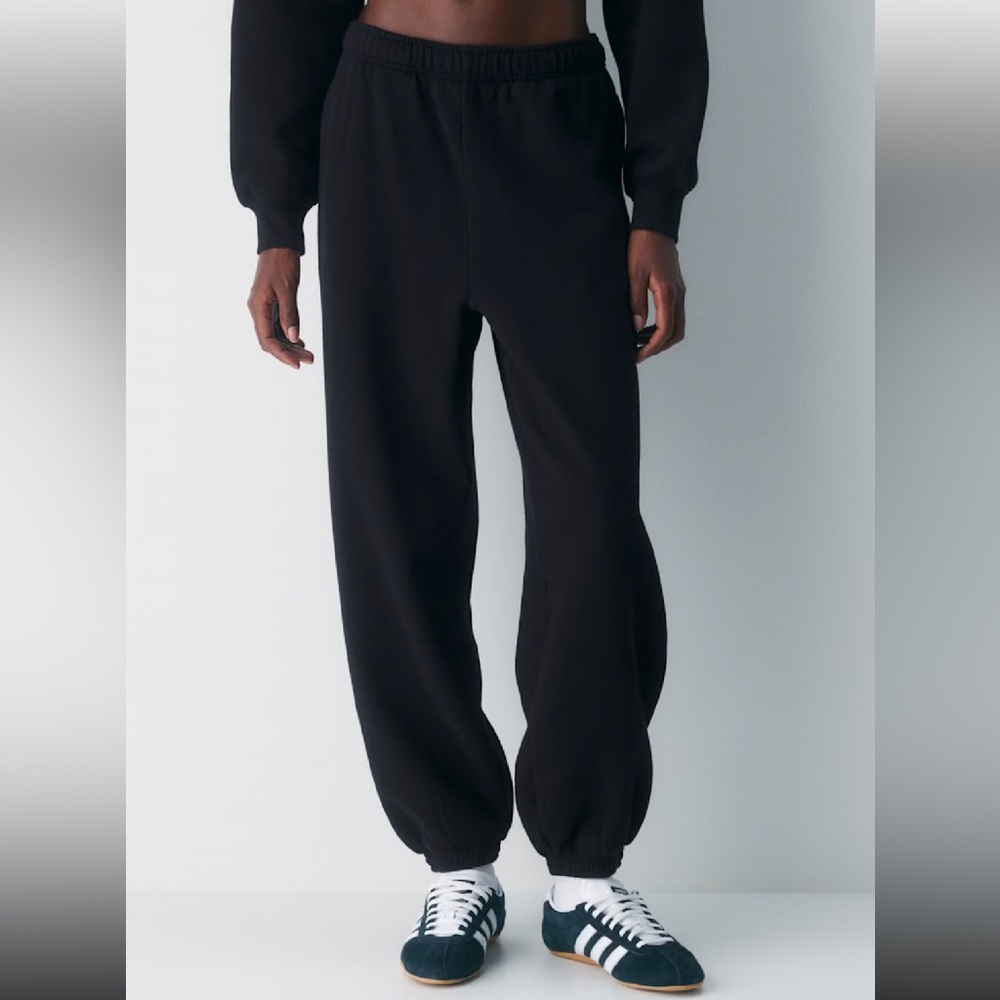 Aritzia TNA Sweatfleece Cozy Fleece Mega Fit Pants
